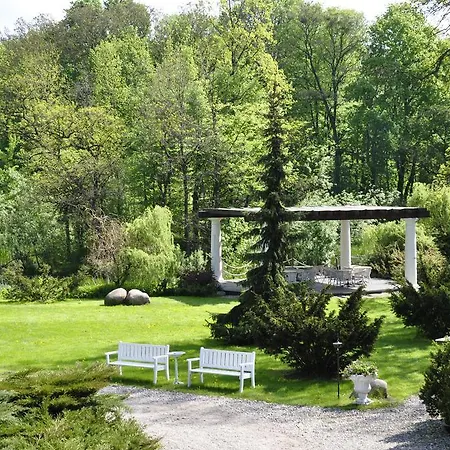 Hotel Dwor Giemzow Lodz