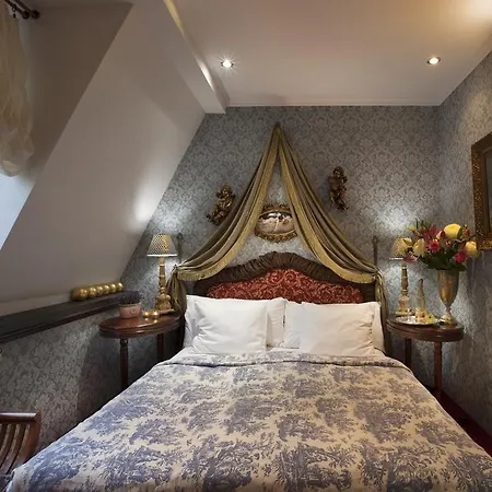 Dwór Giemzów - Autostrada A1 Hotel 3*