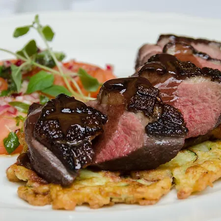 Dwor Giemzow 3* Lodz