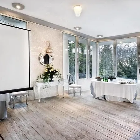 Dwor Giemzow Hotel Lodz