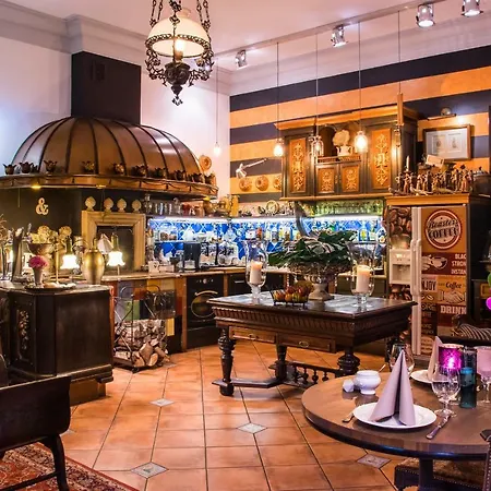 Hotel Dwor Giemzow
