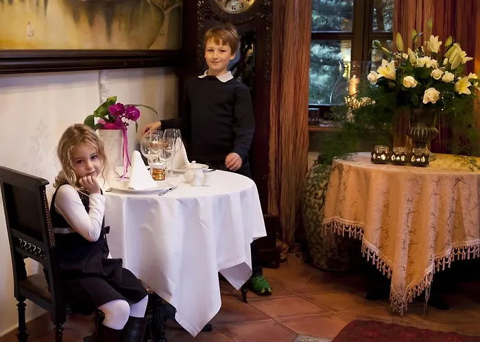 Dwor Giemzow - Autostrada A1 3*