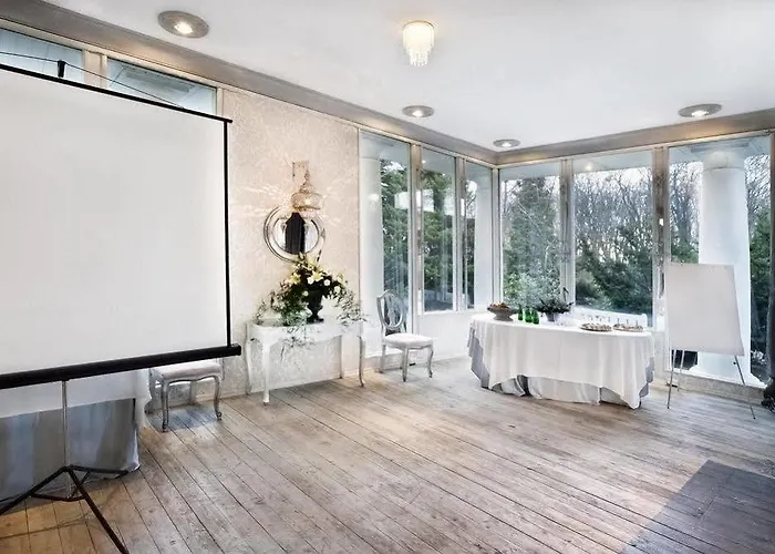 Dwor Giemzow - Autostrada A1 Hotel Łódź