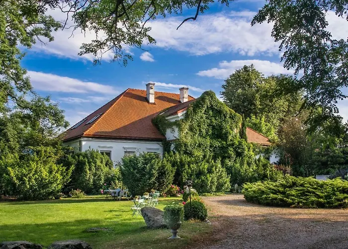 Dwor Giemzow - Autostrada A1 Szálloda Łódź